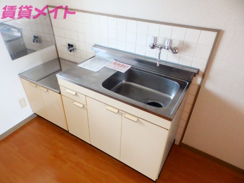 キッチン　同型参考写真