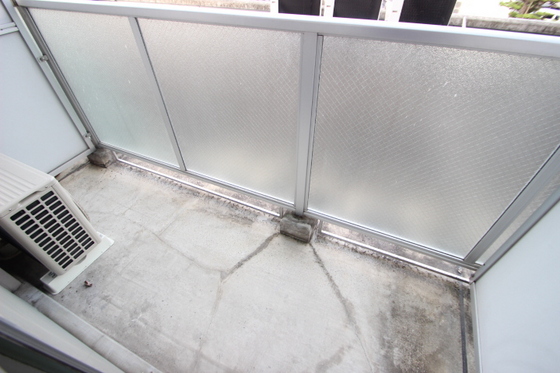 バルコニー　※別号室のお写真です。