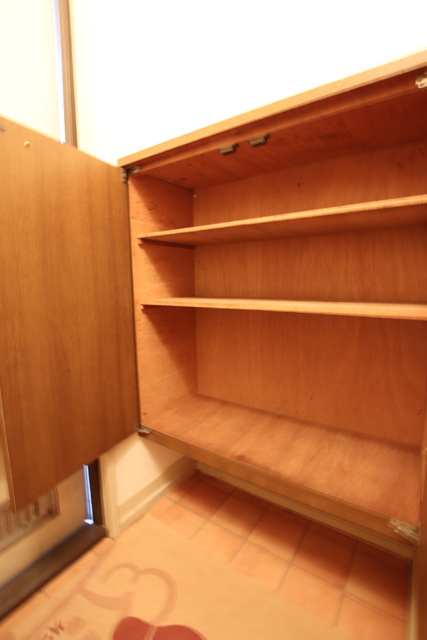 玄関　シューズボックス