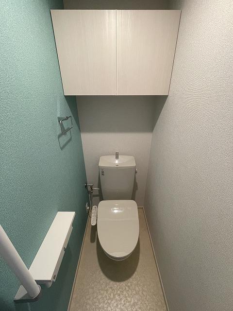 トイレ　トイレ