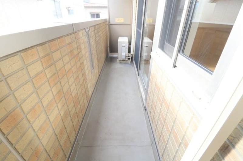 バルコニー　図面と現状に相違がある場合には現状を優先