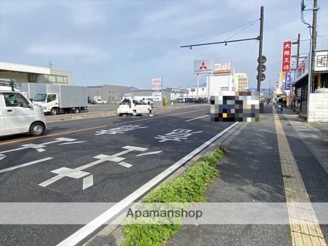 その他　前面道路（その他）まで0m