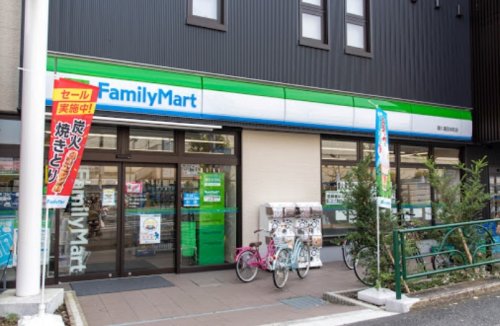 コンビニ　ファミリーマート 環八蒲田本町店（コンビニ）まで143m