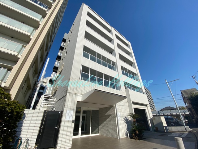 建物外観　鉄筋コンクリートマンションで防音面も安心♪