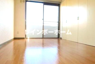 居室・リビング　こちらの居間で趣味の時間をお楽しみください