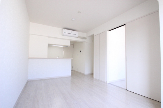 居室・リビング　※別部屋の写真です