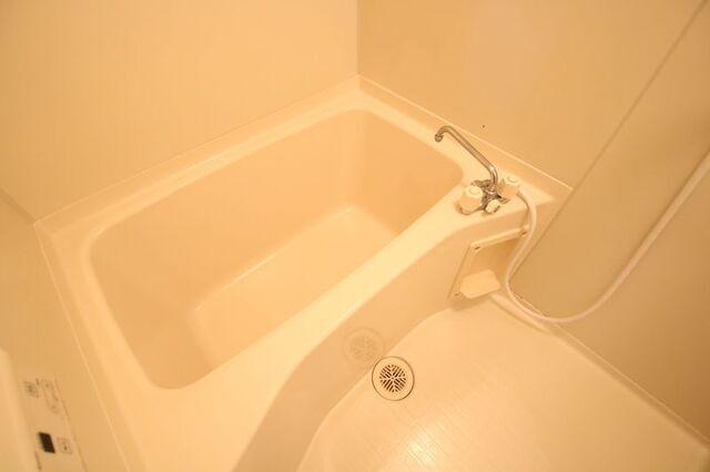 バス・シャワールーム　※別室の参考写真の為、現況優先です。