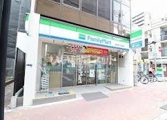コンビニ　ファミリーマート 日本橋二丁目東店（コンビニ）まで231m