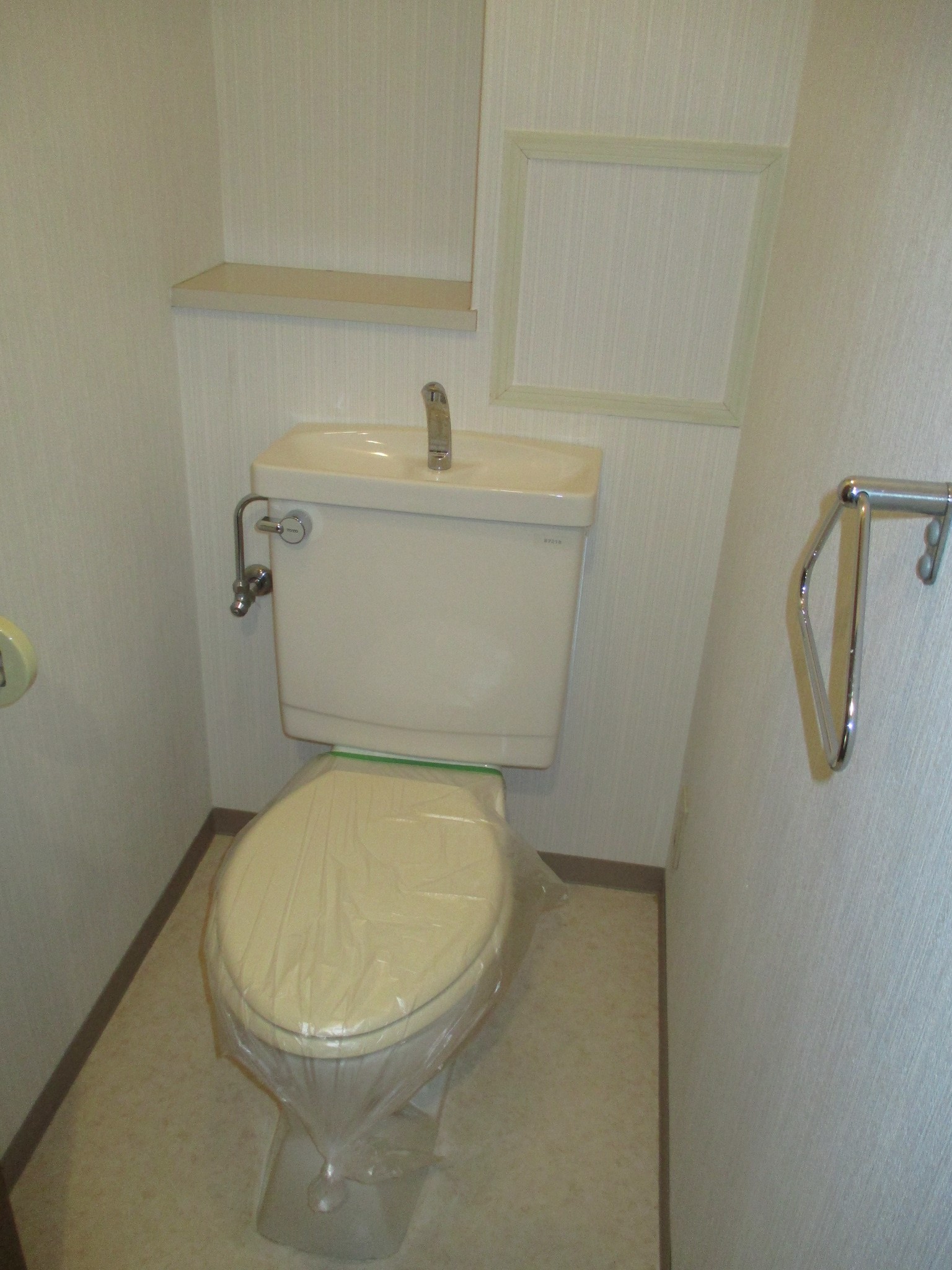 トイレ　トイレ