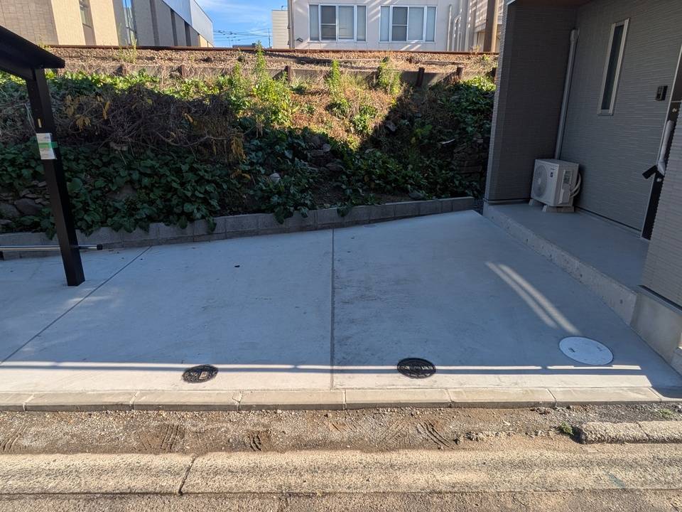 駐車場　駐車場