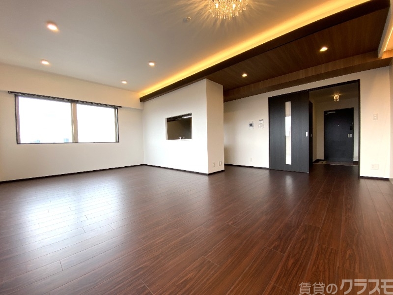 居室・リビング　二面採光です！