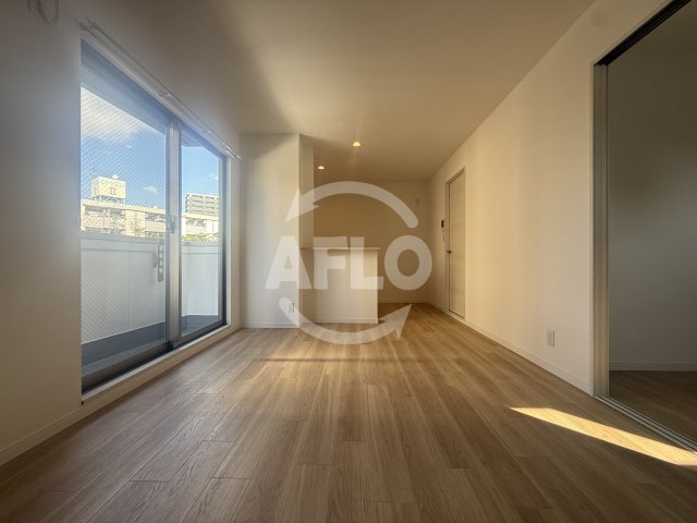 居室・リビング　オガールコートナカモズ　リビング