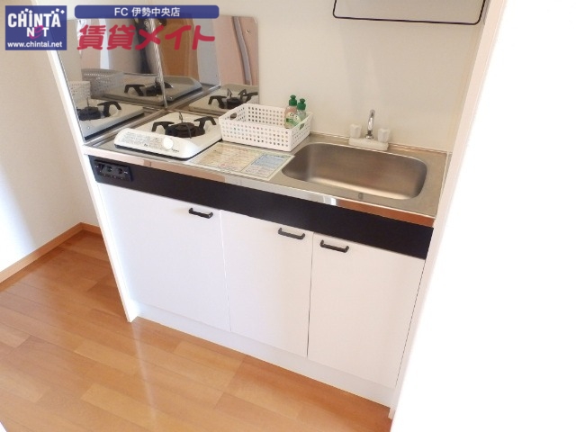 キッチン　別部屋同型タイプ写真です。