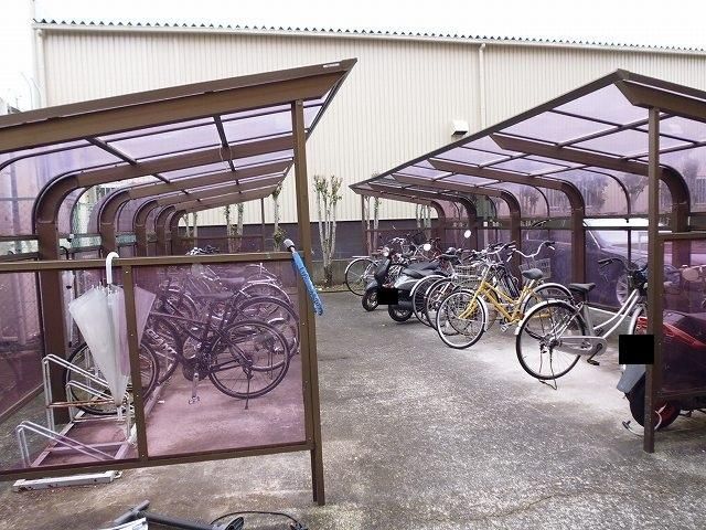 その他共有部分　★敷地内の屋根付き駐輪場★