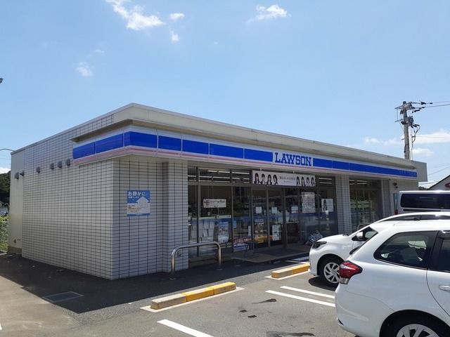 コンビニ　ローソン基山小倉店（コンビニ）まで880m