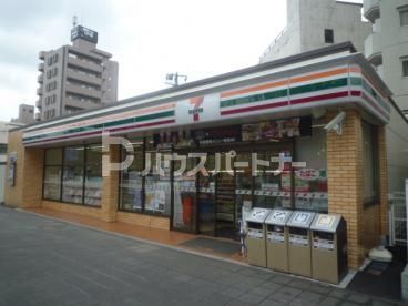 コンビニ　セブンイレブン我孫子並木５丁目店（コンビニ）まで300m
