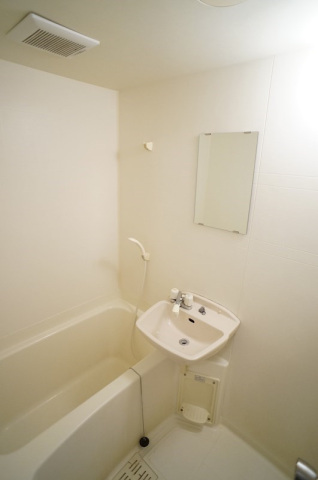 バス・シャワールーム　現況優先