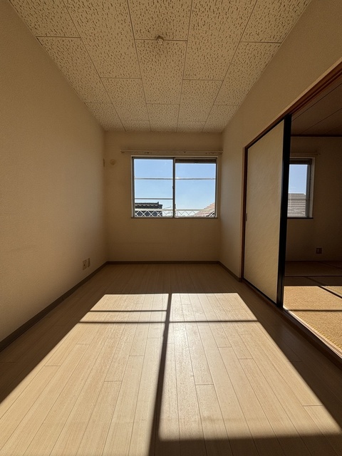 居室・リビング　＊和室はフローリングに張替予定です＊