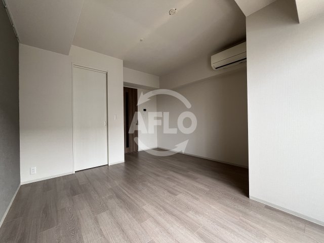 居室・リビング　コンフォリア江坂　リビング