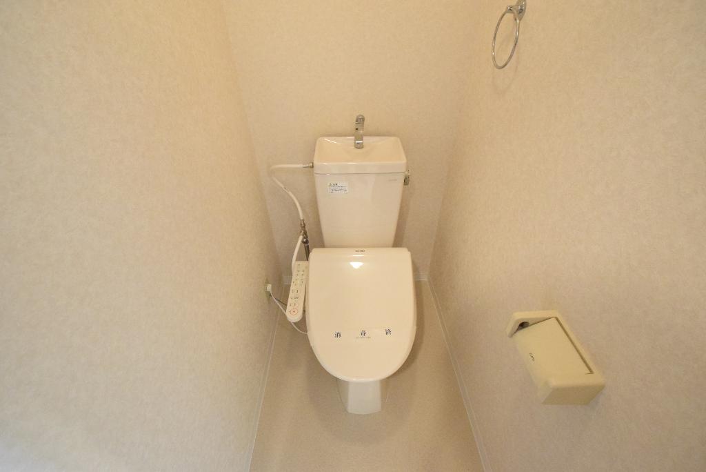 トイレ　シャワー付トイレ