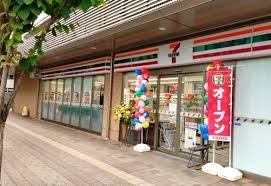 コンビニ　セブンイレブン小田急経堂テラスガーデン店（コンビニ）まで291m