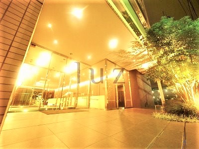 建物外観　施工2013の年のRC分譲マンション☆