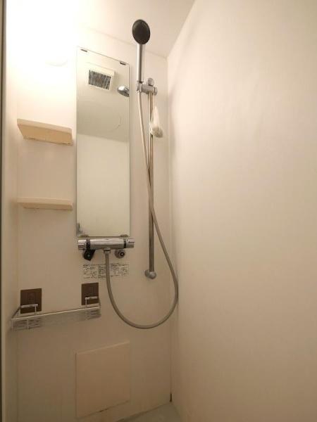 バス・シャワールーム　シャワールーム