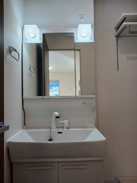 洗面設備　同仕様