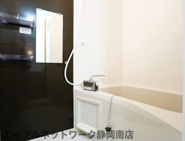 バス・シャワールーム　日々の暮らしに欠かせないお風呂です