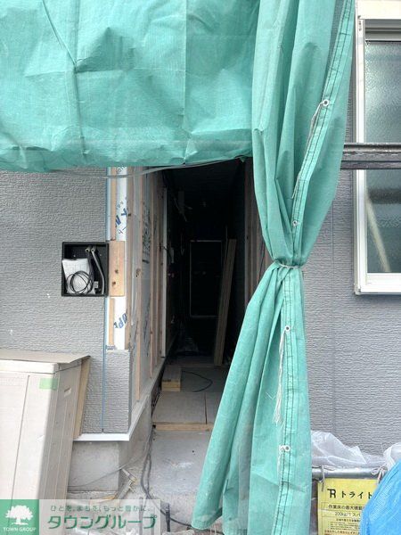 エントランス　バルコニー