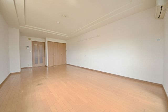 居室・リビング　同タイプのお部屋写真です