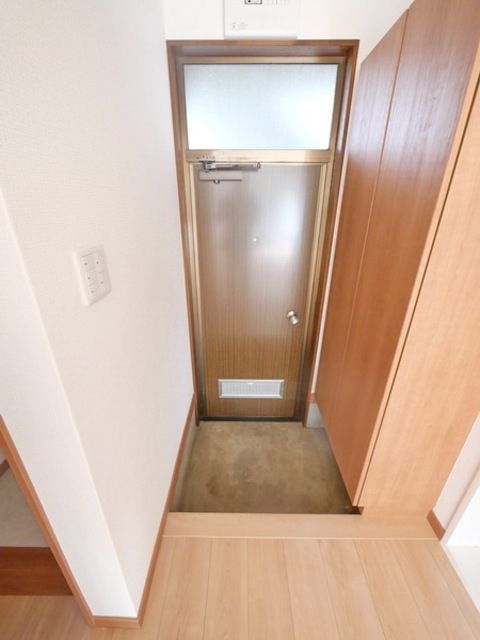 玄関　★お部屋探しはタウンハウジング稲田堤店まで★