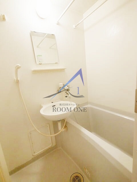 バス・シャワールーム　お風呂です。