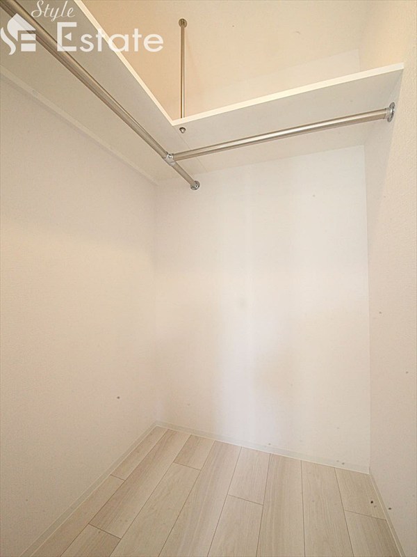 収納　ウォークインクローゼット