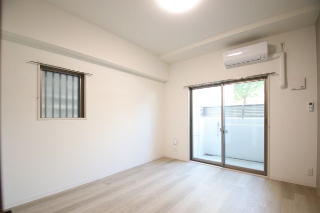 居室・リビング　※別室の参考写真の為、現況優先です。