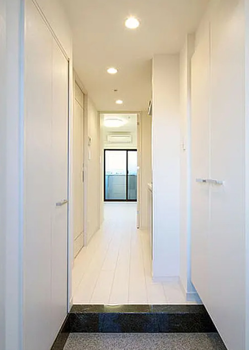 玄関　※別部屋参考写真