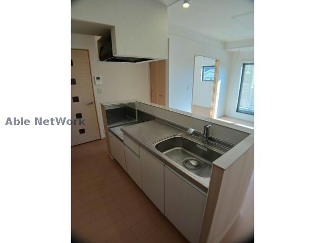 キッチン　アイランドキッチン・パントリーあり