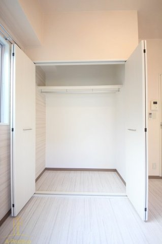 収納　ディー・シモンズ梅田