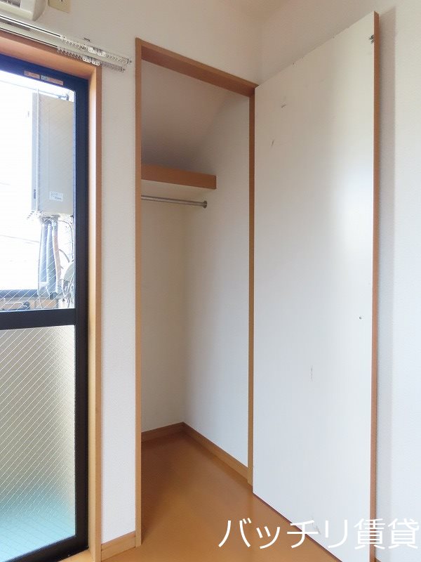 収納　同型タイプの為、現状を優先致します。