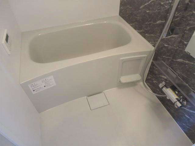 バス・シャワールーム　バス（イメージ）