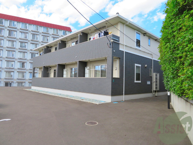 建物外観　仙台市泉区天神沢「カーサ・アイリス４」