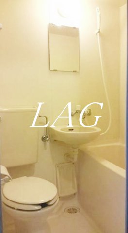 バス・シャワールーム　お風呂です。