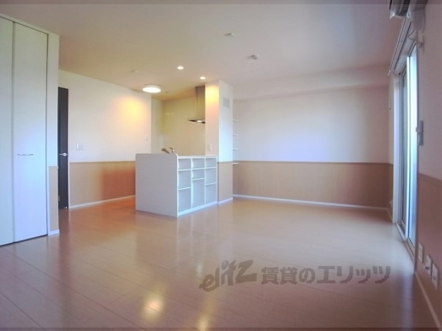 居室・リビング　リビング