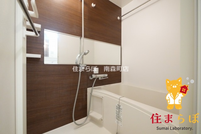 バス・シャワールーム　「見た目じゃなく、心に“しっくりくる”を大切に。」