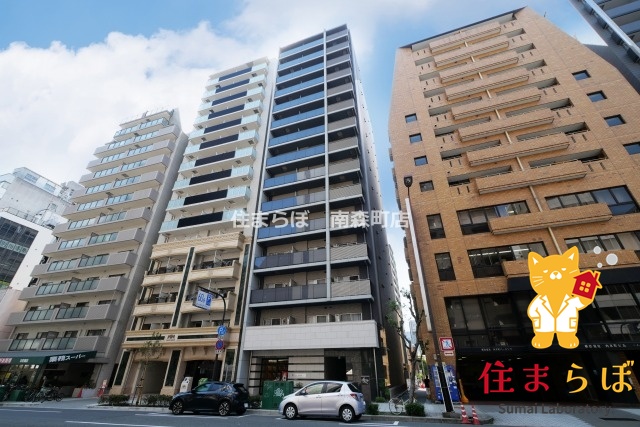 建物外観　「見ないで終わるには、惜しすぎる。」