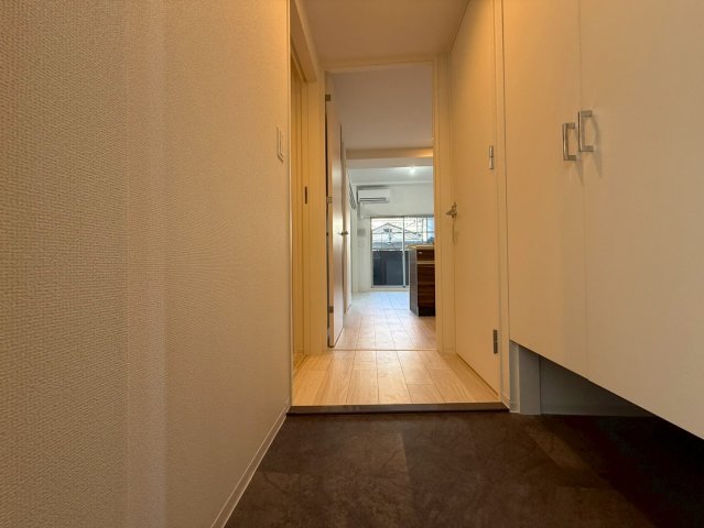 玄関　詳細は、RISUMO江坂本店までお問合せください♪