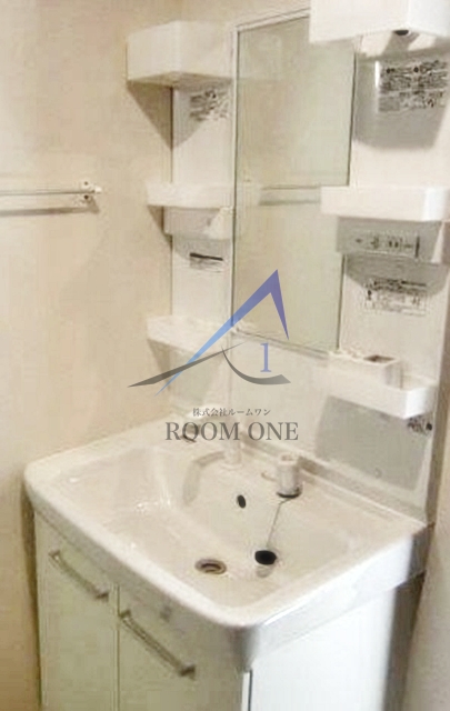 洗面設備　独立洗面台です。