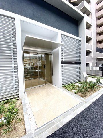 エントランス　庭