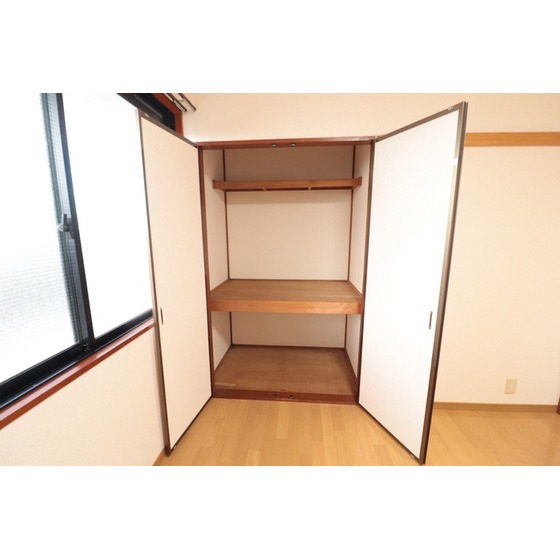 収納　北側洋室物入