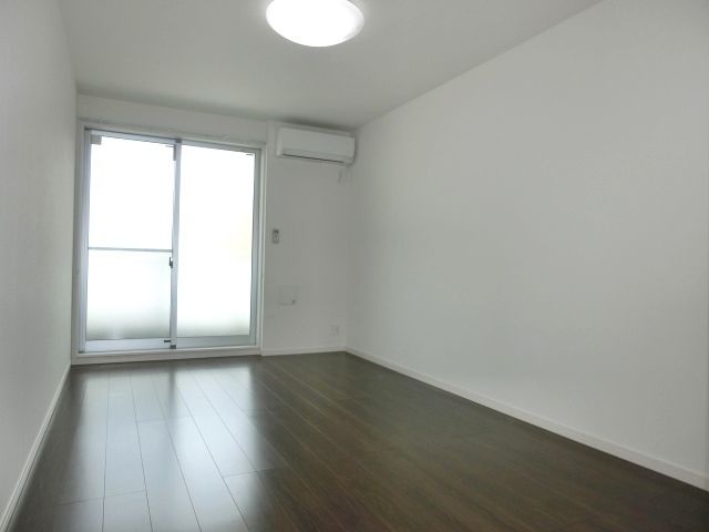 居室・リビング　採光の良いお部屋です。